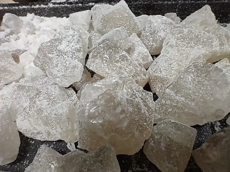 dopalacze proszki kryształki wygląd