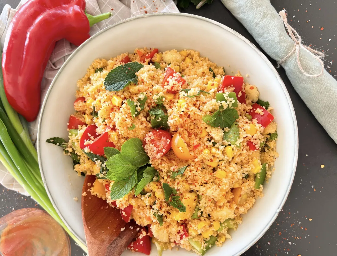 Couscous Salat mit frischen Zutaten