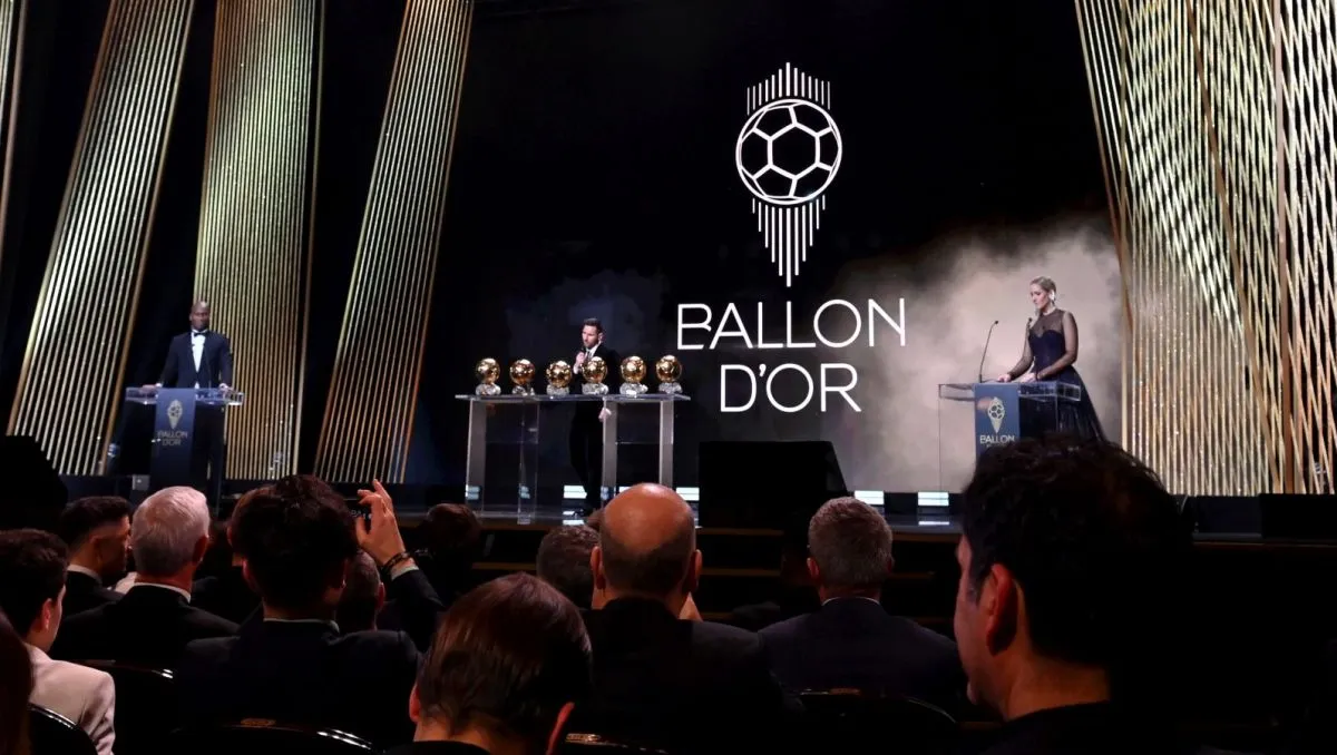 Gala Złotej Piłki scena dekoracja