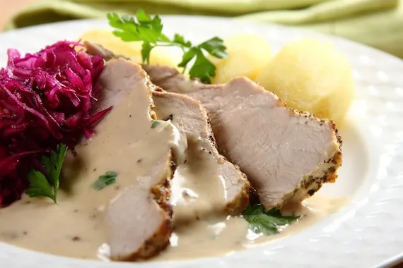 różne rodzaje mięsa na obiad