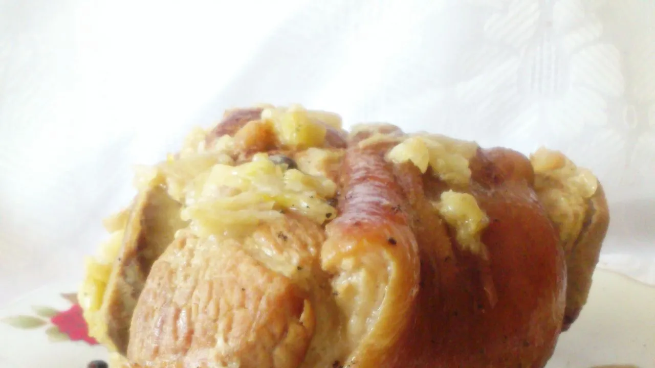 golonka gotowana w piwie z musztardą