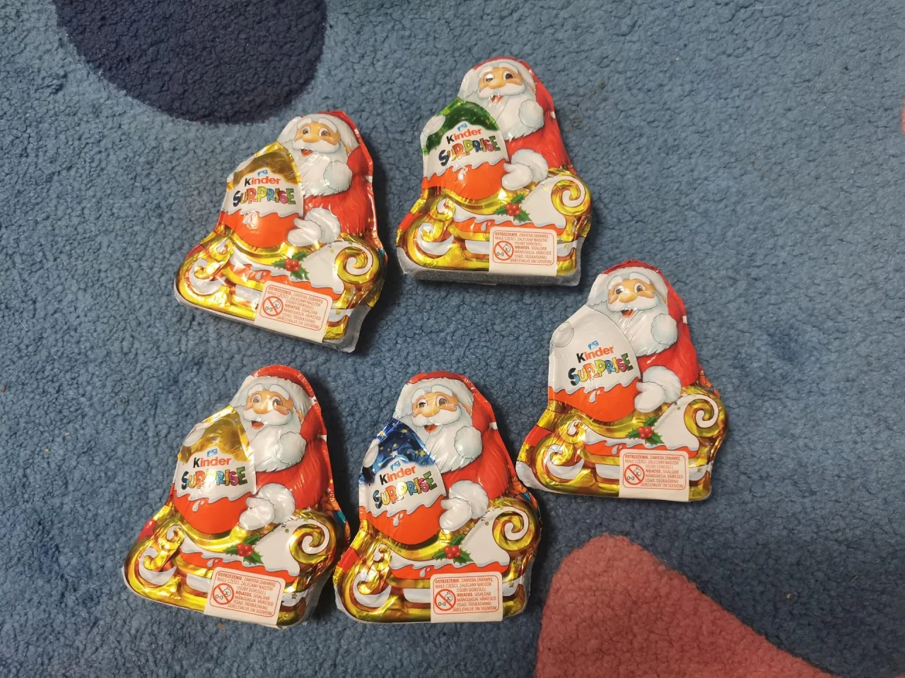 Mikołaje Kinder r&oacute;żne rozmiary edycje