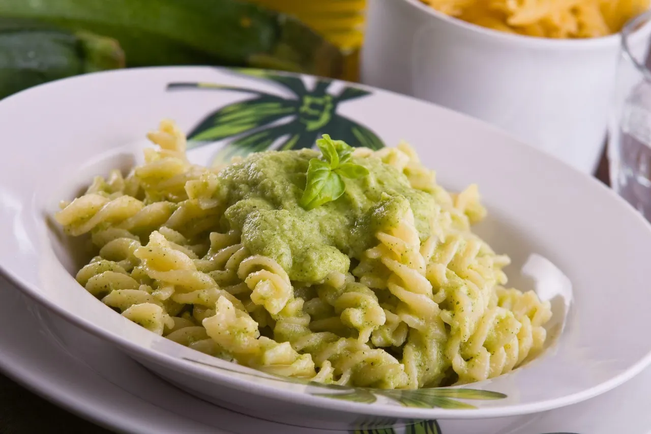 gęste sosy do makaronu z cukinii