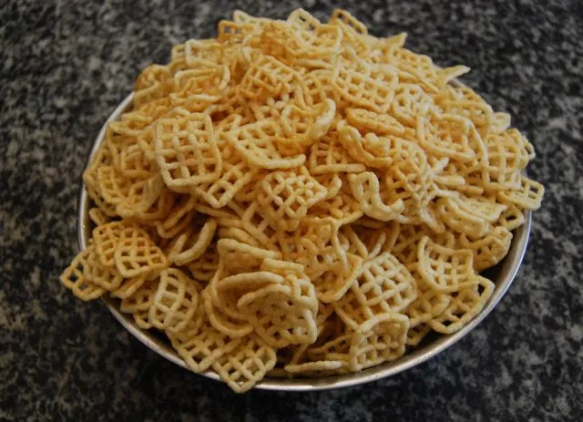 Przysmak Świętokrzyski z r&oacute;żnymi dipami