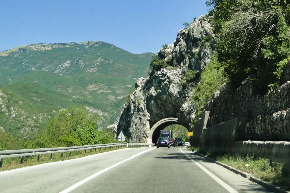 Krajobrazy Bośnia Hercegowina drogi górskie