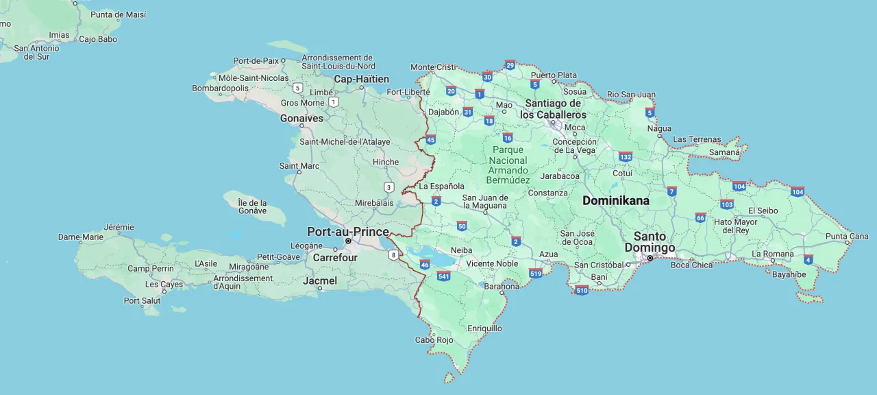 Mapa Dominikany z zaznaczonym Morzem Karaibskim i Oceanem Atlantyckim