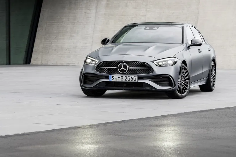 Zdjęcie Mercedes-Benz Klasa C - Kluczowe informacje, które musisz znać