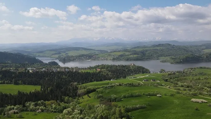 Jezioro Czorsztyńskie Pieniny widok og&oacute;lny
