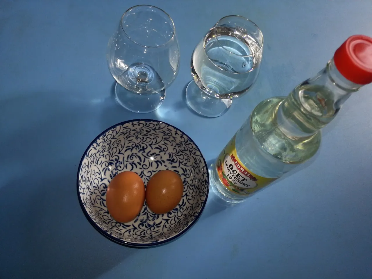 gumowe jajko eksperyment