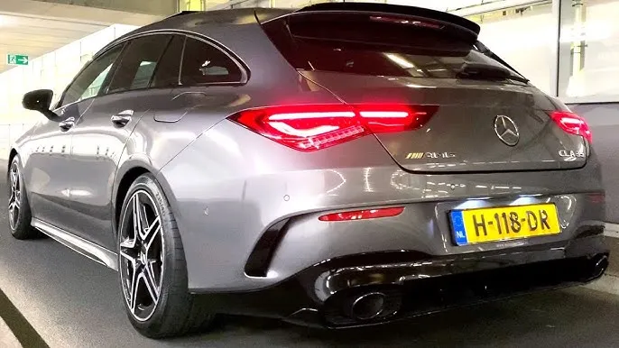 Mercedes-AMG CLA 35 dynamiczne ujęcie