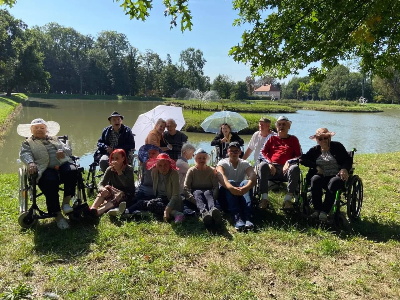 Domy opieki okolice Brzegu Dolnego