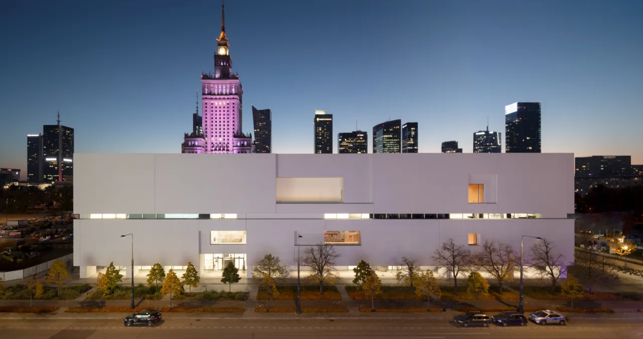 Nowa siedziba Muzeum Sztuki Nowoczesnej Plac Defilad