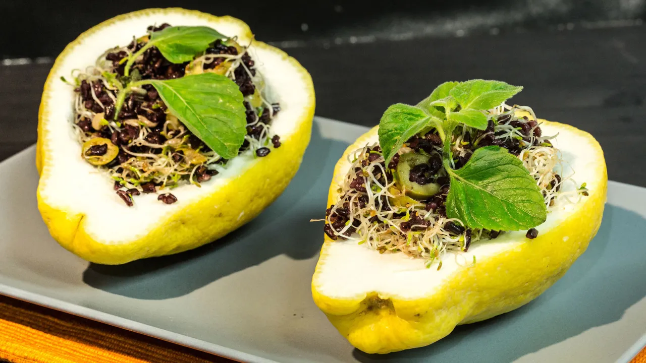 come pulire e tagliare il cedro per insalata