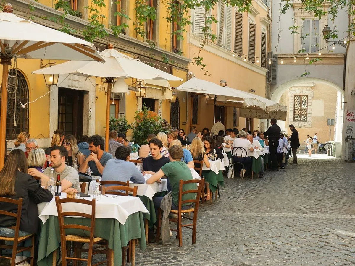 Jak rozpoznać prawdziwą włoską restaurację, wskazówki dla podróżnych