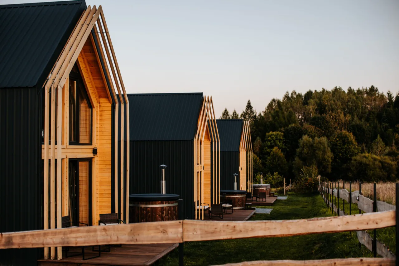 Nowoczesna stodoła nocleg w Bieszczadach