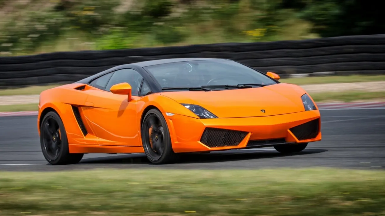 Lamborghini Gallardo na torze wyścigowym