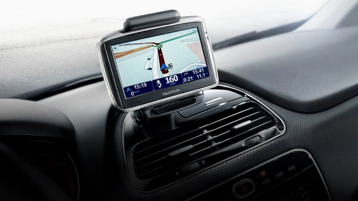 TomTom nawigacja wbudowana w samochodzie
