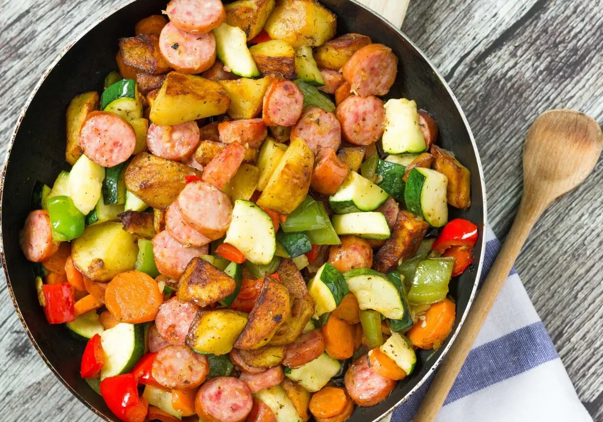 dania jednogarnkowe z kiełbasą szybkie