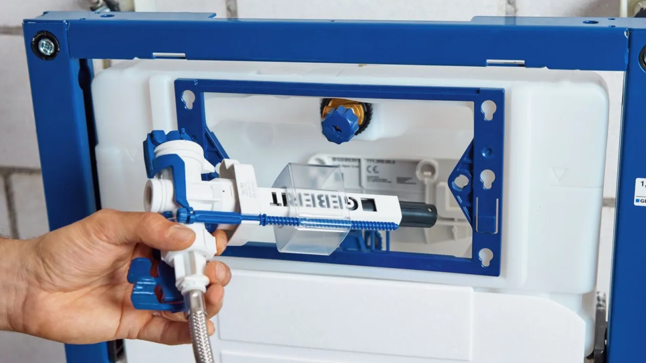 Otwarty zbiornik spłuczki podtynkowej Geberit