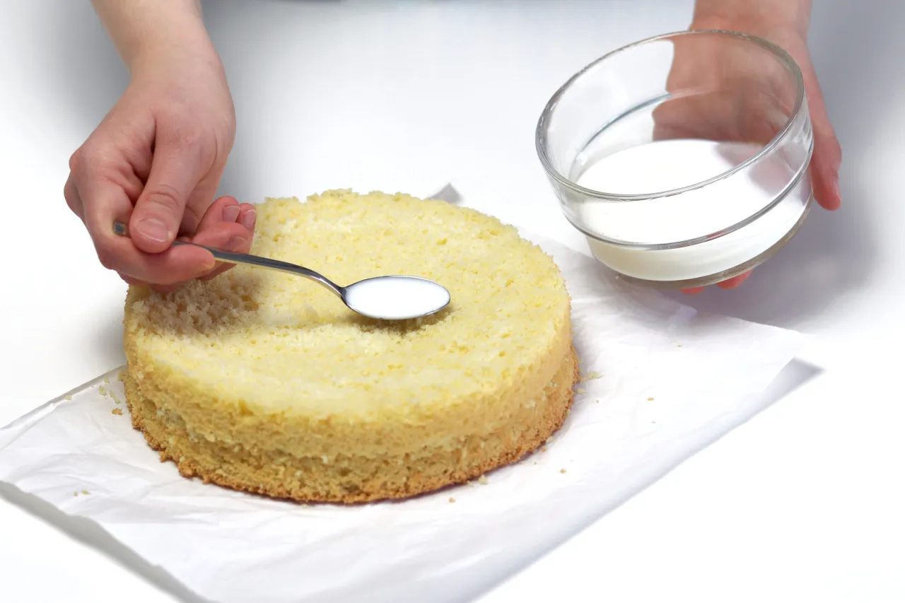 Bezalkoholowe poncze do tortu dla dzieci