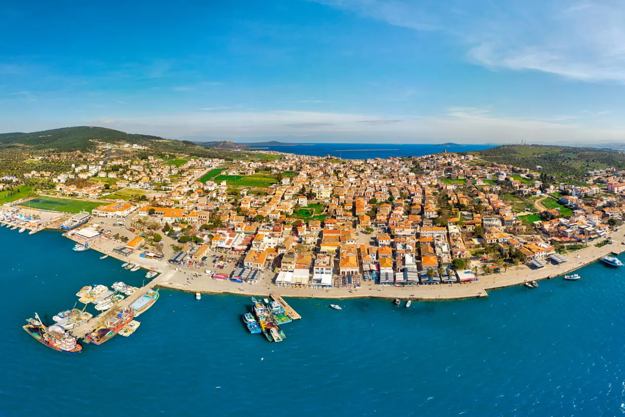Zdjęcie Izmir nad jakim morzem? Odkryj tajemnice Morza Egejskiego