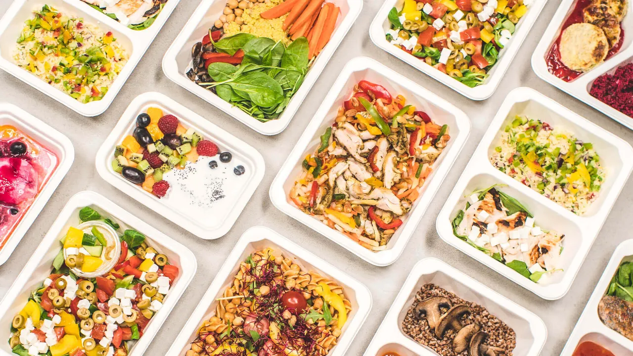 catering dietetyczny pudełka, zdrowe posiłki dostawa