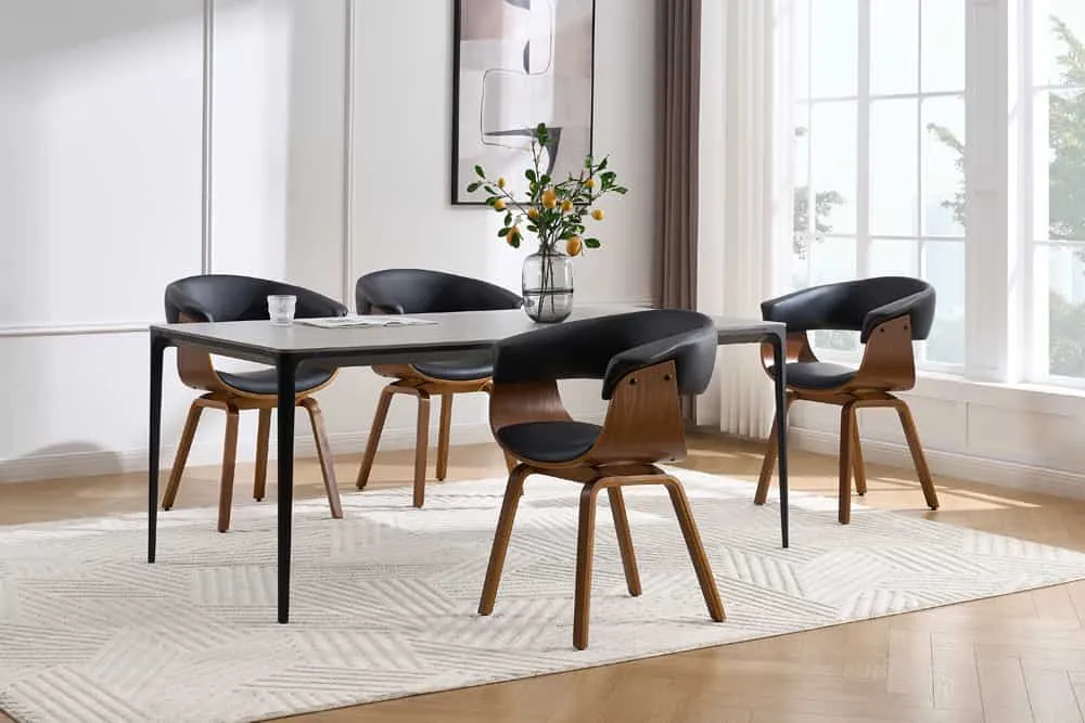 Modne krzesła do salonu organiczne kształty