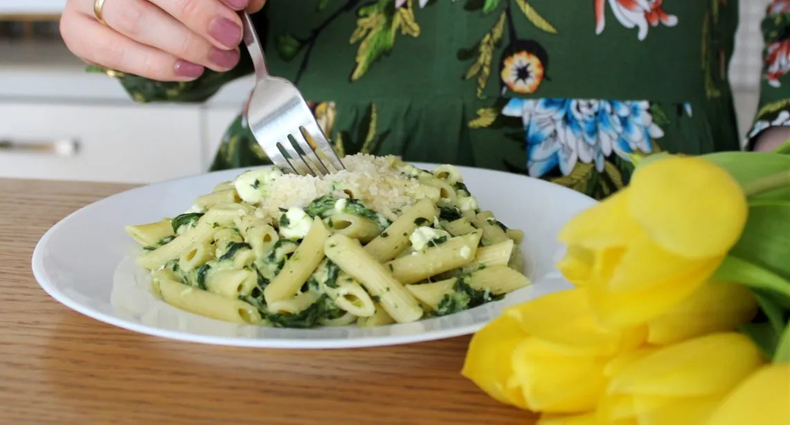 składniki makaronu ze szpinakiem kalorie porównanie