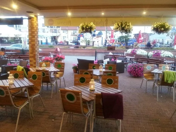 Zdjęcie Gdzie zjeść w Łebie? Najlepsze restauracje, które musisz odwiedzić