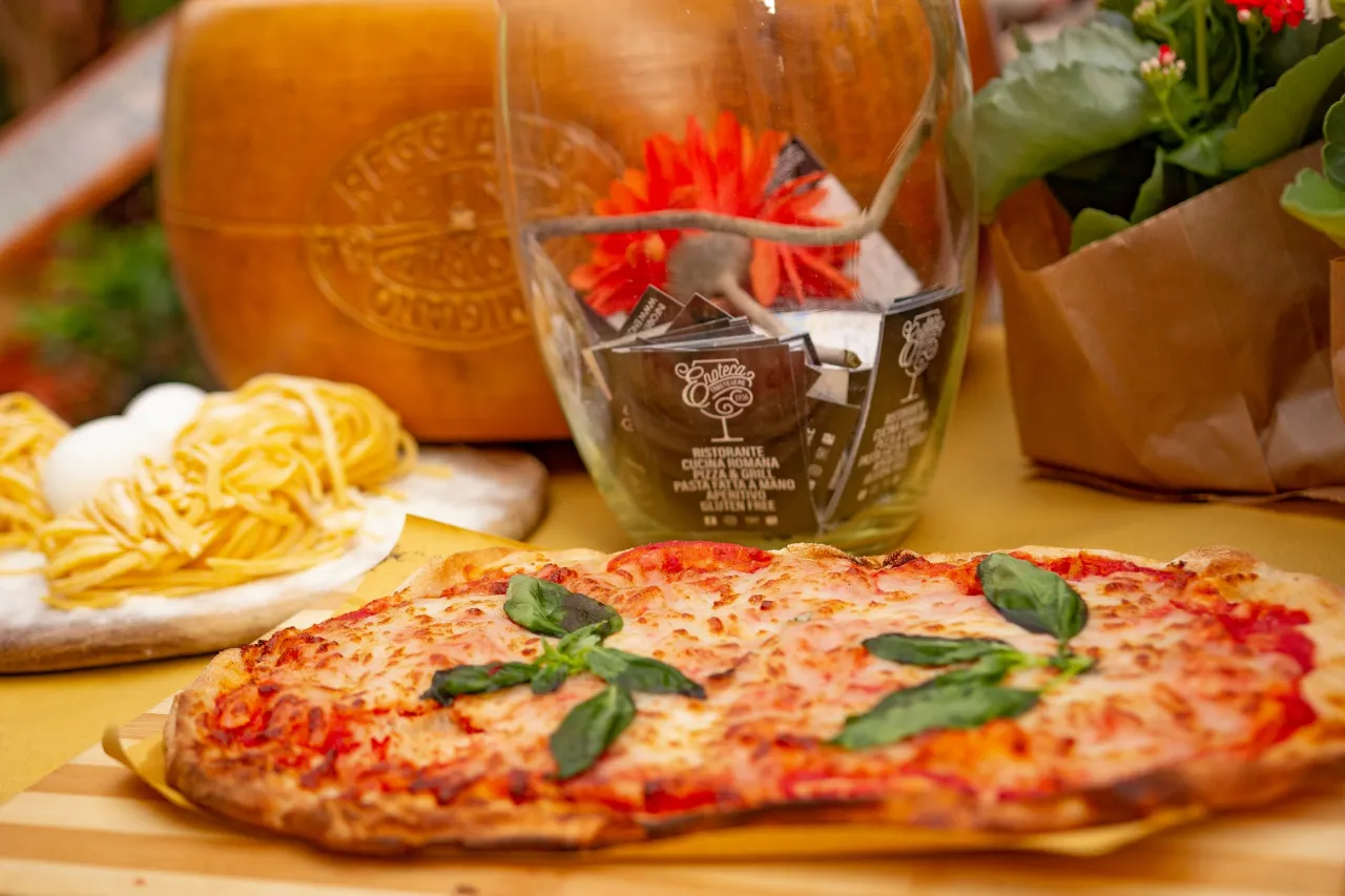 Zdjęcie Pizza w niemieckim wydaniu: regionalne odmiany, które zaskakują Polaków