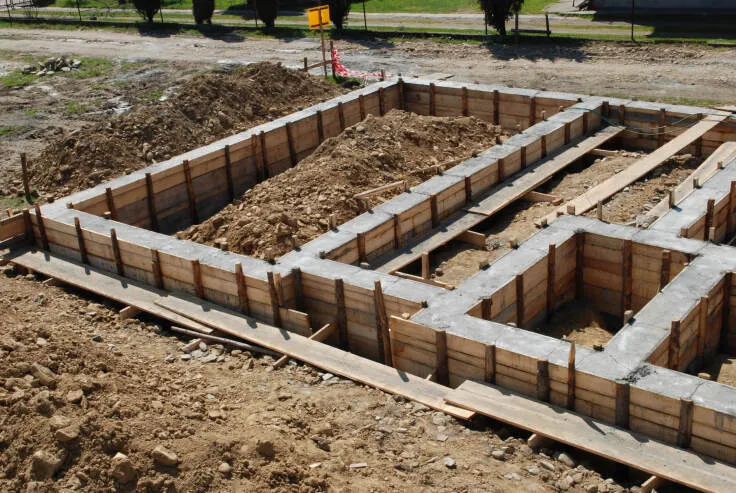 Zdjęcie Ile metrów betonu potrzebujesz na fundamenty? Dowiedz się, jak szybko obliczyć zapotrzebowanie