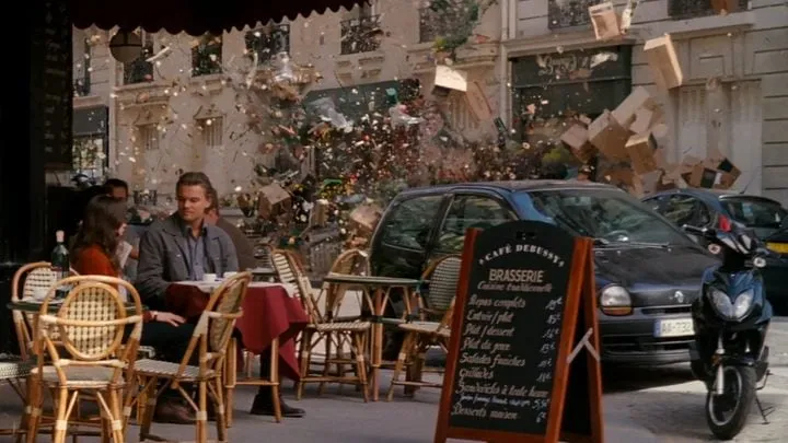 Zdjęcie Film Incepcja - pierwsze sceny i ukryte znaczenia początku filmu