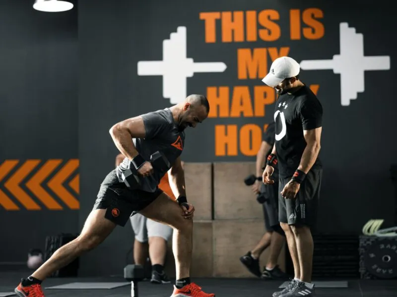 Zdjęcie Ile razy w tygodniu ćwiczyć crossfit, aby uniknąć przetrenowania?