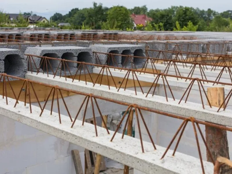 Zdjęcie Ile betonu na strop Teriva? Dokładne obliczenia i wskazówki