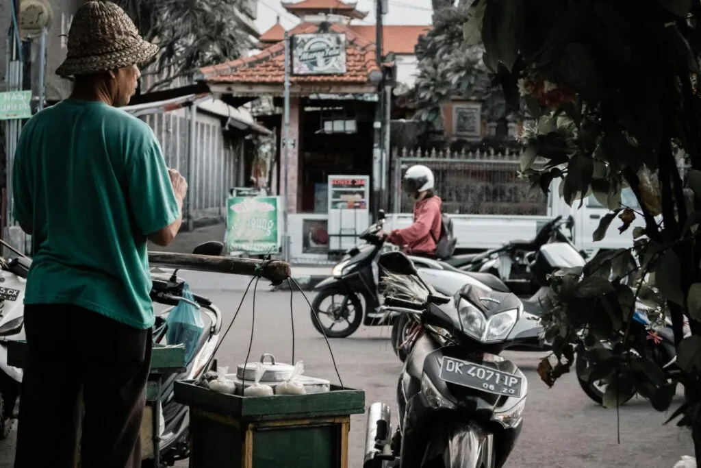 Zdjęcie Indonezja czy jest bezpiecznie? Odkryj niebezpieczeństwa dla turystów
