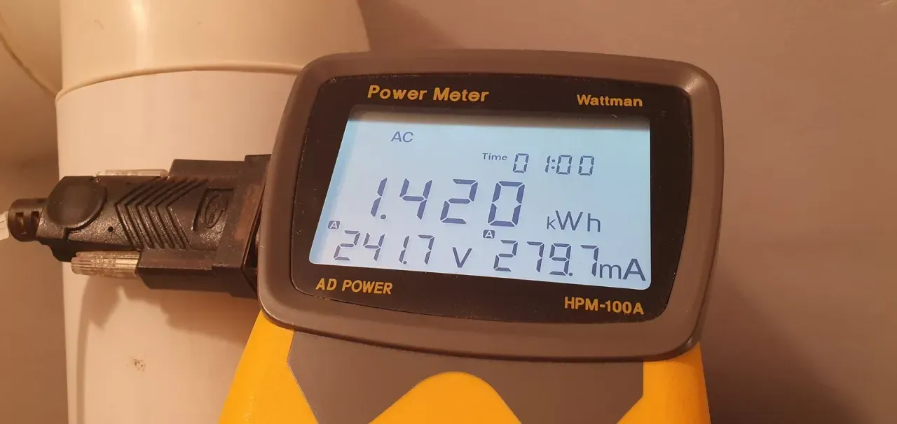 Zdjęcie Ile prądu pobiera dmuchawa pieca? Oszczędzaj na rachunkach za energię