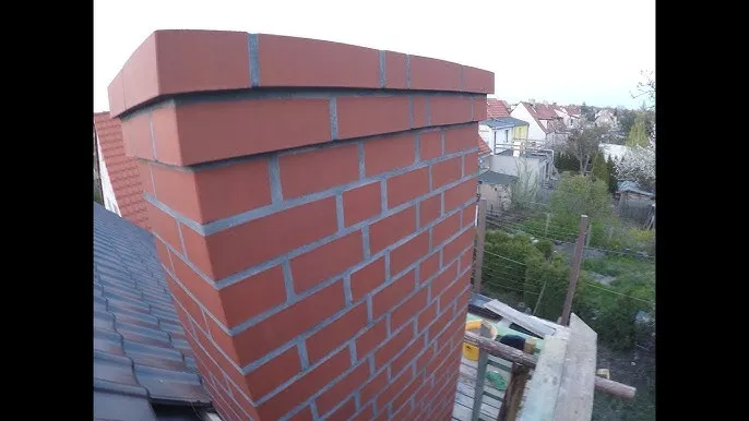 Zdjęcie Czym wypełnić fugi w kominie? Najlepsze metody i materiały do trwałego uszczelnienia