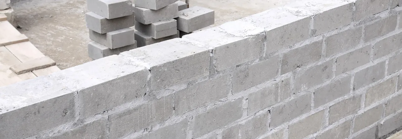 Zdjęcie Fundamenty z bloczków betonowych czy wylewane - co wybrać, aby zaoszczędzić?