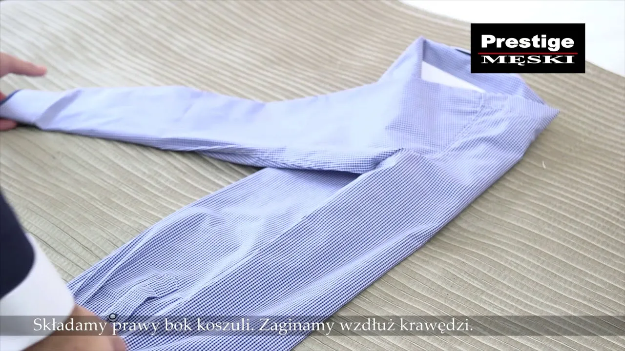 Zdjęcie Jak złożyć koszulę, aby uniknąć zagnieceń w walizce? Sprawdź!