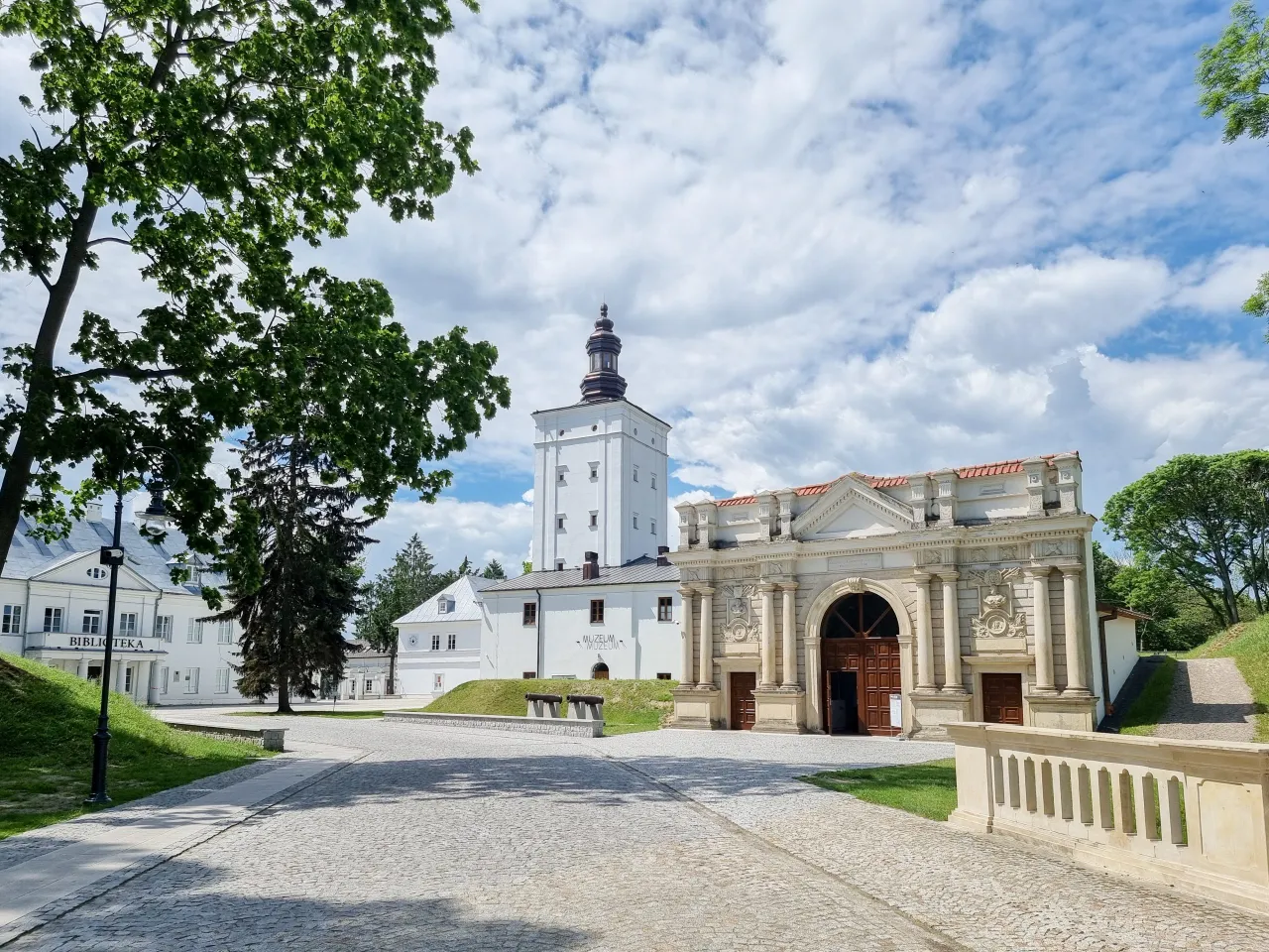 Zdjęcie Biała Podlaska atrakcje: Odkryj niezwykłe miejsca i wydarzenia