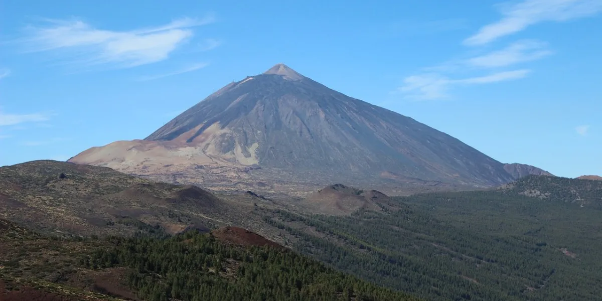 Zdjęcie La montaña más alta de España: El Teide y sus impresionantes características