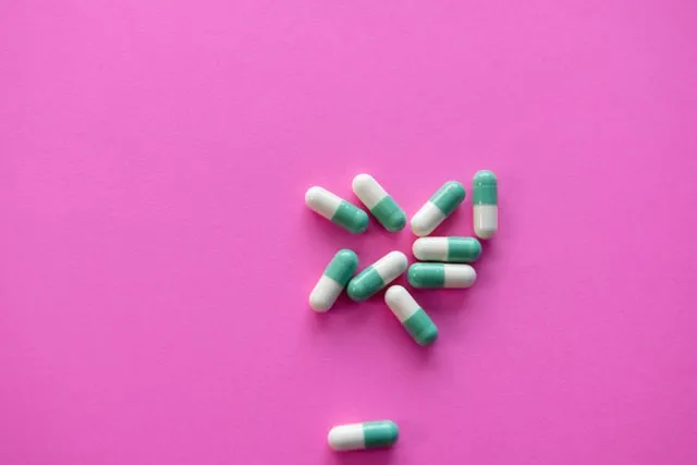 Zdjęcie Jak zażywać probiotyki, aby uniknąć niepożądanych skutków?
