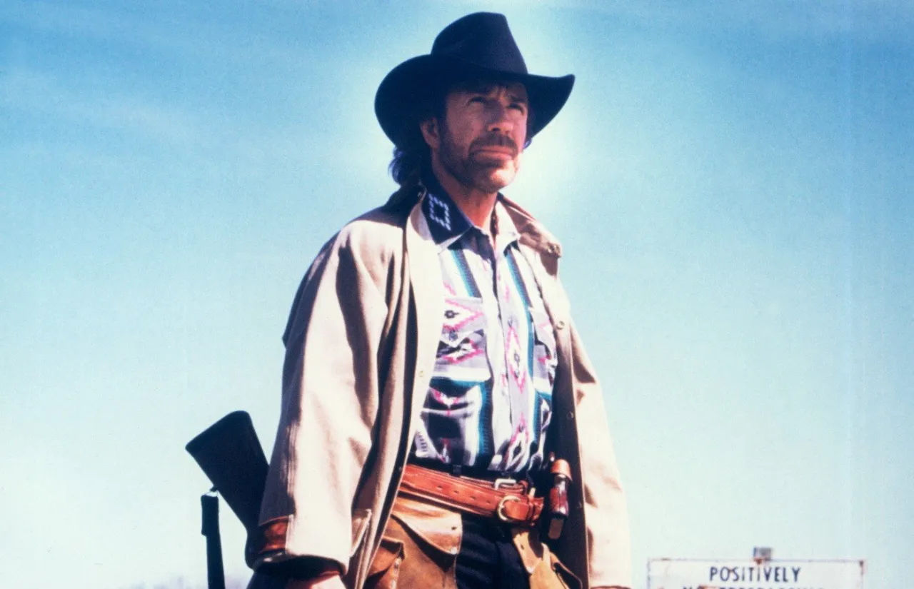 Zdjęcie Kiedy urodził się Chuck Norris? Poznaj jego fascynującą historię