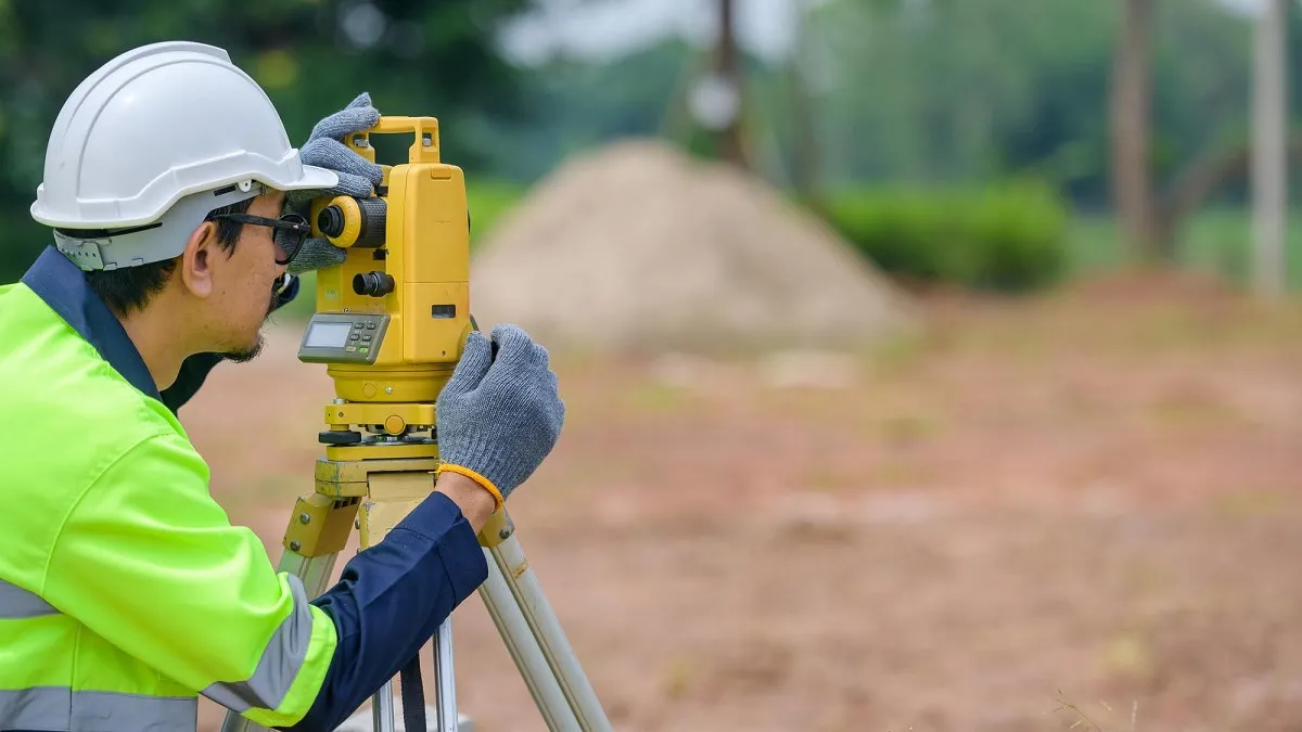 Zdjęcie Jak geodeta wyznacza granice działki - kluczowe informacje i procesy