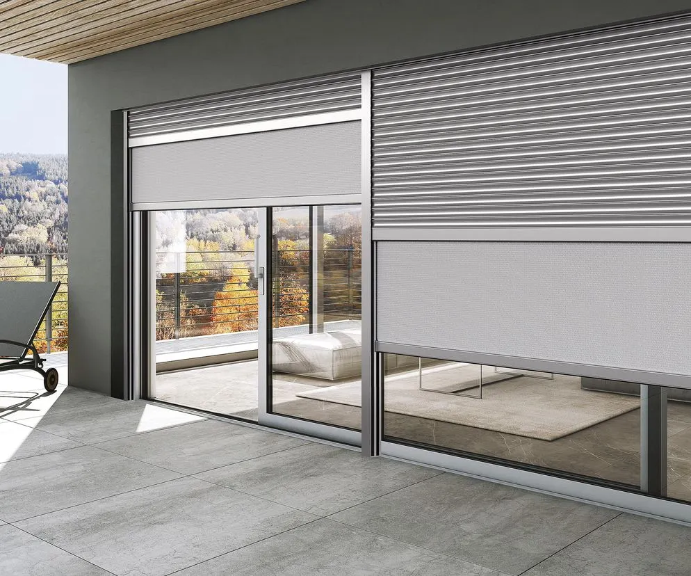 Zdjęcie Okna z roletami czy bez – co wybrać dla lepszej prywatności i komfortu?