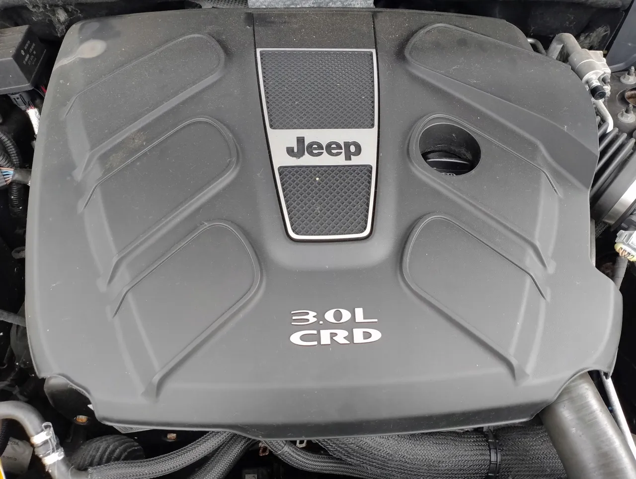 Zdjęcie Jeep Grand Cherokee jaki silnik wybrać, aby uniknąć wysokich kosztów?