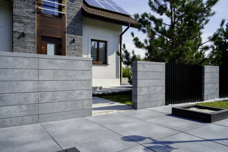 Zdjęcie Czy sam cement z wodą zwiąże? Odkryj, co musisz wiedzieć