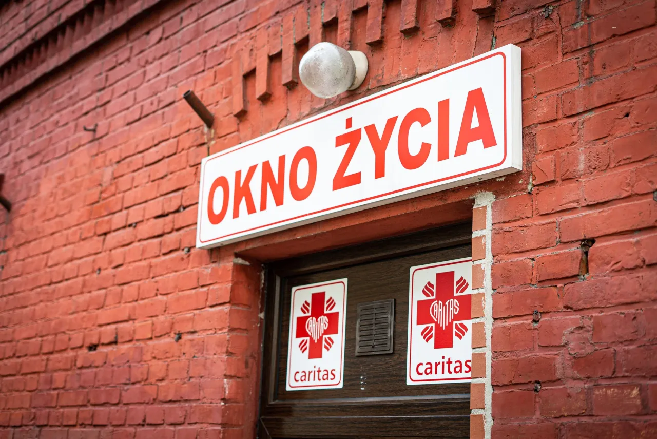 Zdjęcie Okno życia na czym polega - jak to działa i co musisz wiedzieć