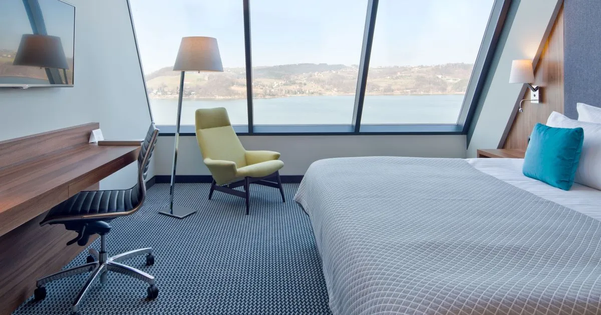 Heron Live Hotel pokoje z widokiem na jezioro