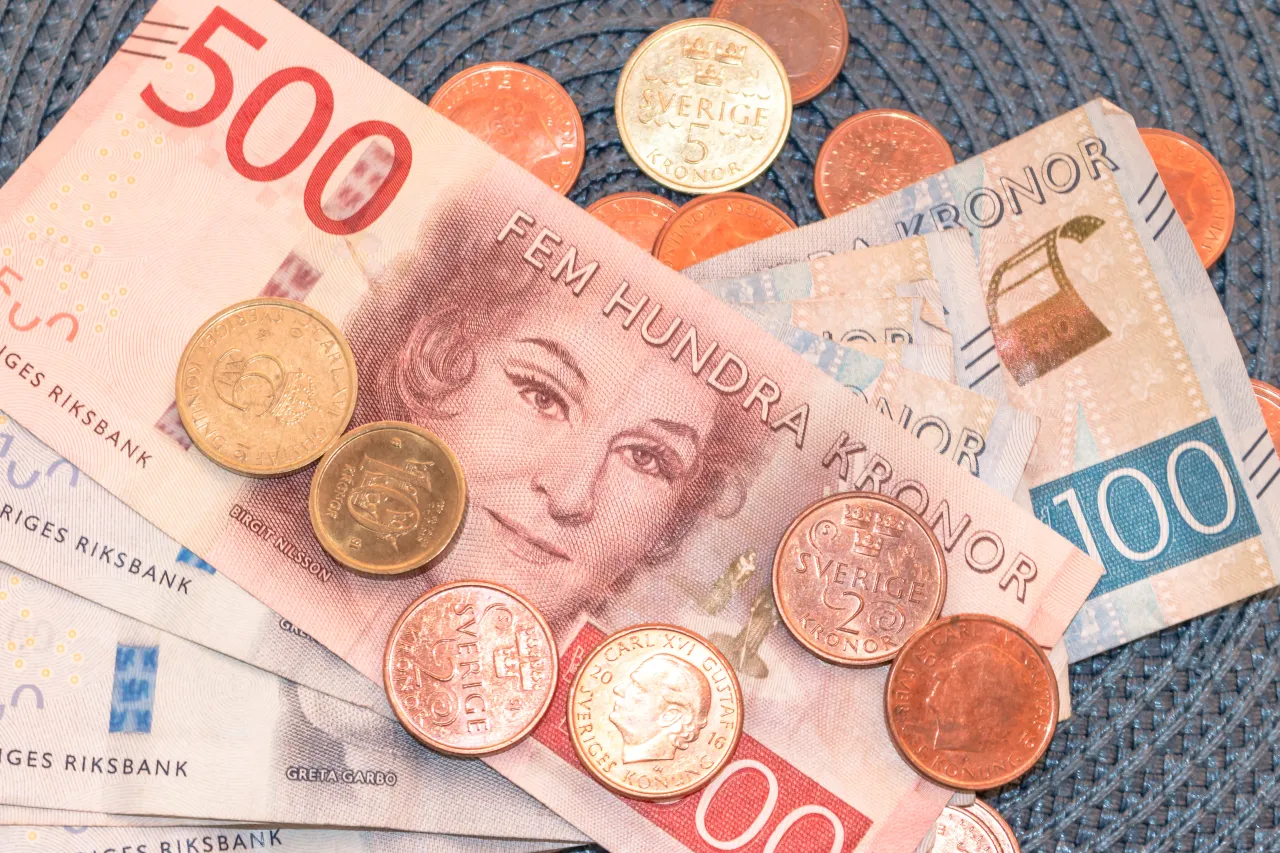 banknoty i monety korony szwedzkie